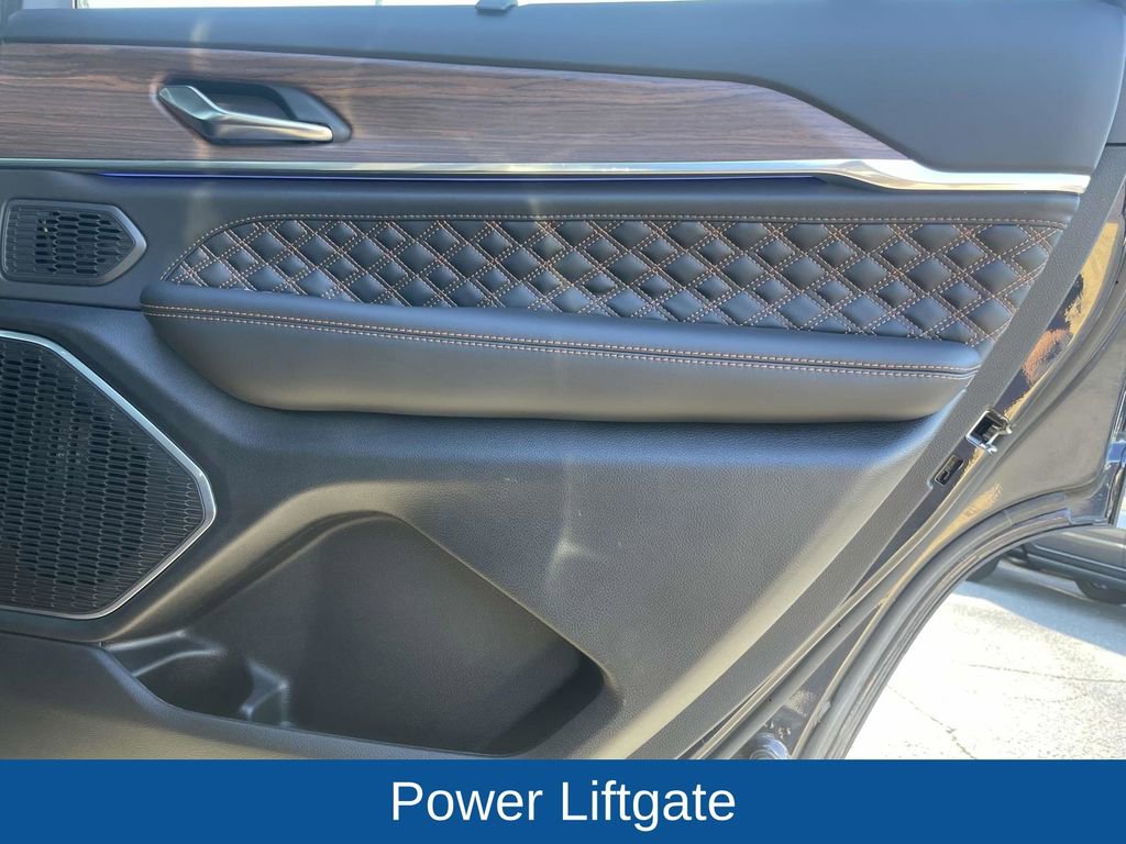 Used 2024 Jeep Grand Cherokee L Summit w/ Rear Seat Video Group I image 20