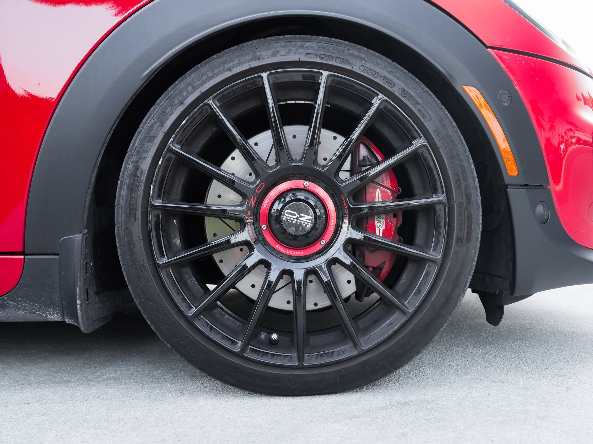 Used 2020 MINI Cooper John Cooper Works w/ Driver Assistance Package FWD image 12