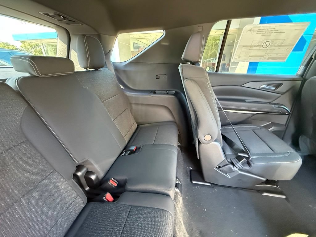 New 2027 Chevrolet Traverse LT AWD/4WD image 36