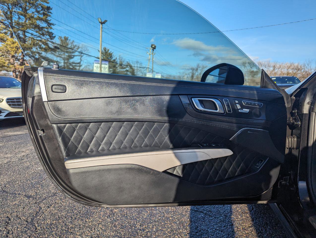 Used 2016 Mercedes-Benz SL 63 AMG image 11