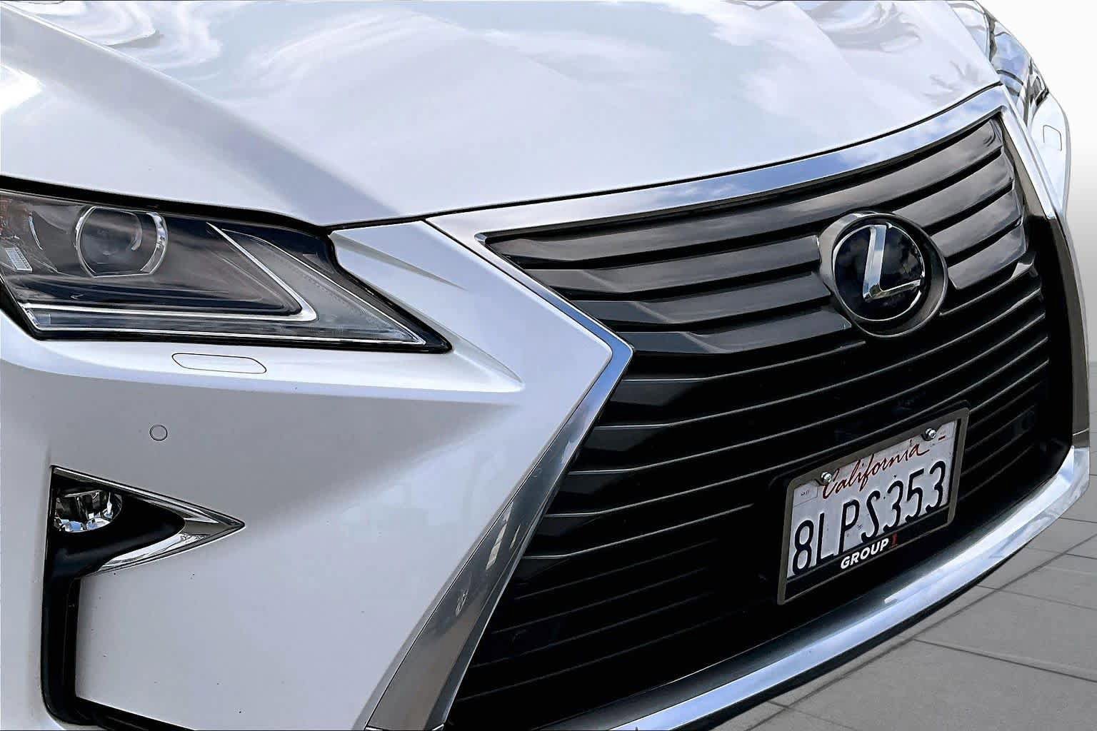 Used 2019 Lexus RX 450h AWD w/ Navigation Package image 28