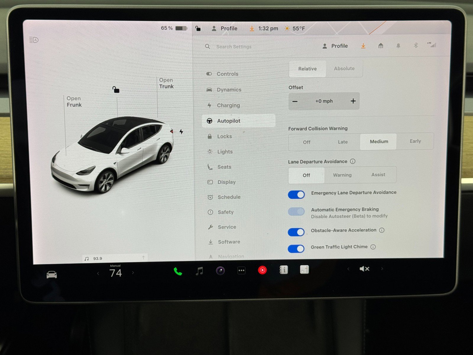Used 2021 Tesla Model Y Long Range image 26