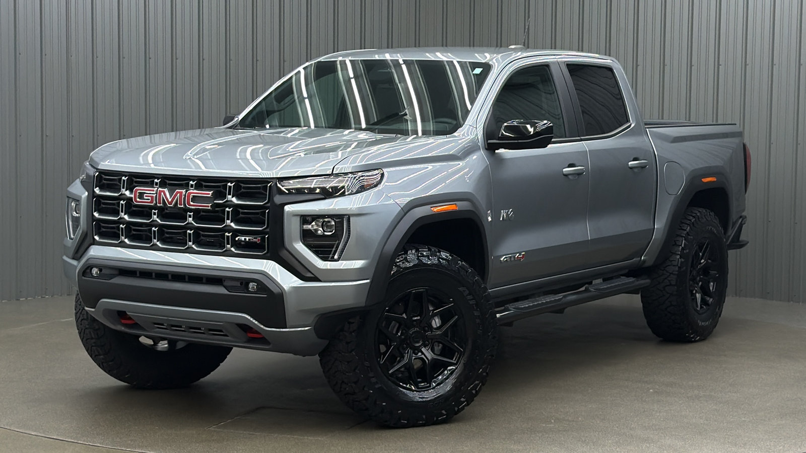 Used 2026 GMC Canyon AT4 AWD/4WD image 1