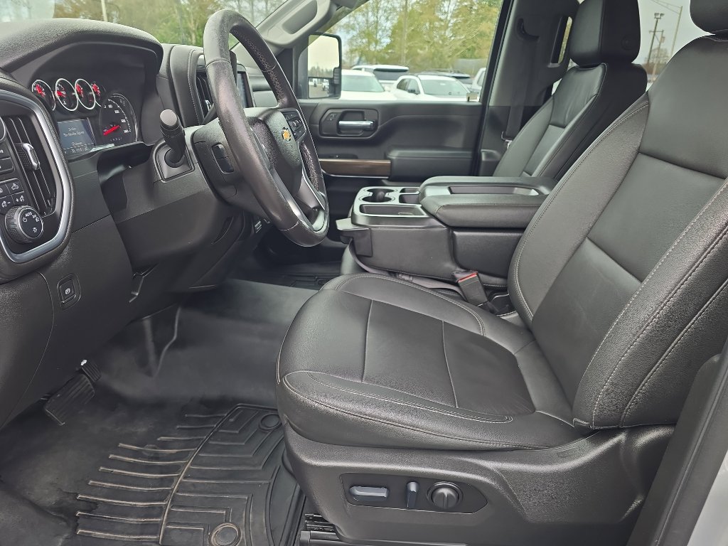 Certified 2022 Chevrolet Silverado 3500 LT w/ Convenience Package image 14