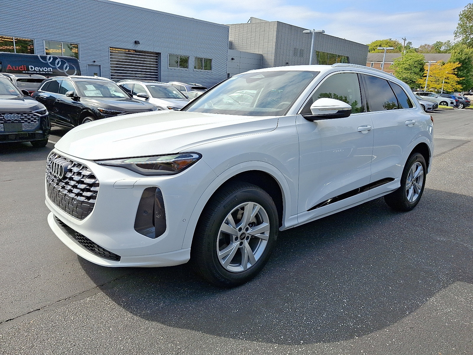 New 2025 Audi Q5 Premium image 2