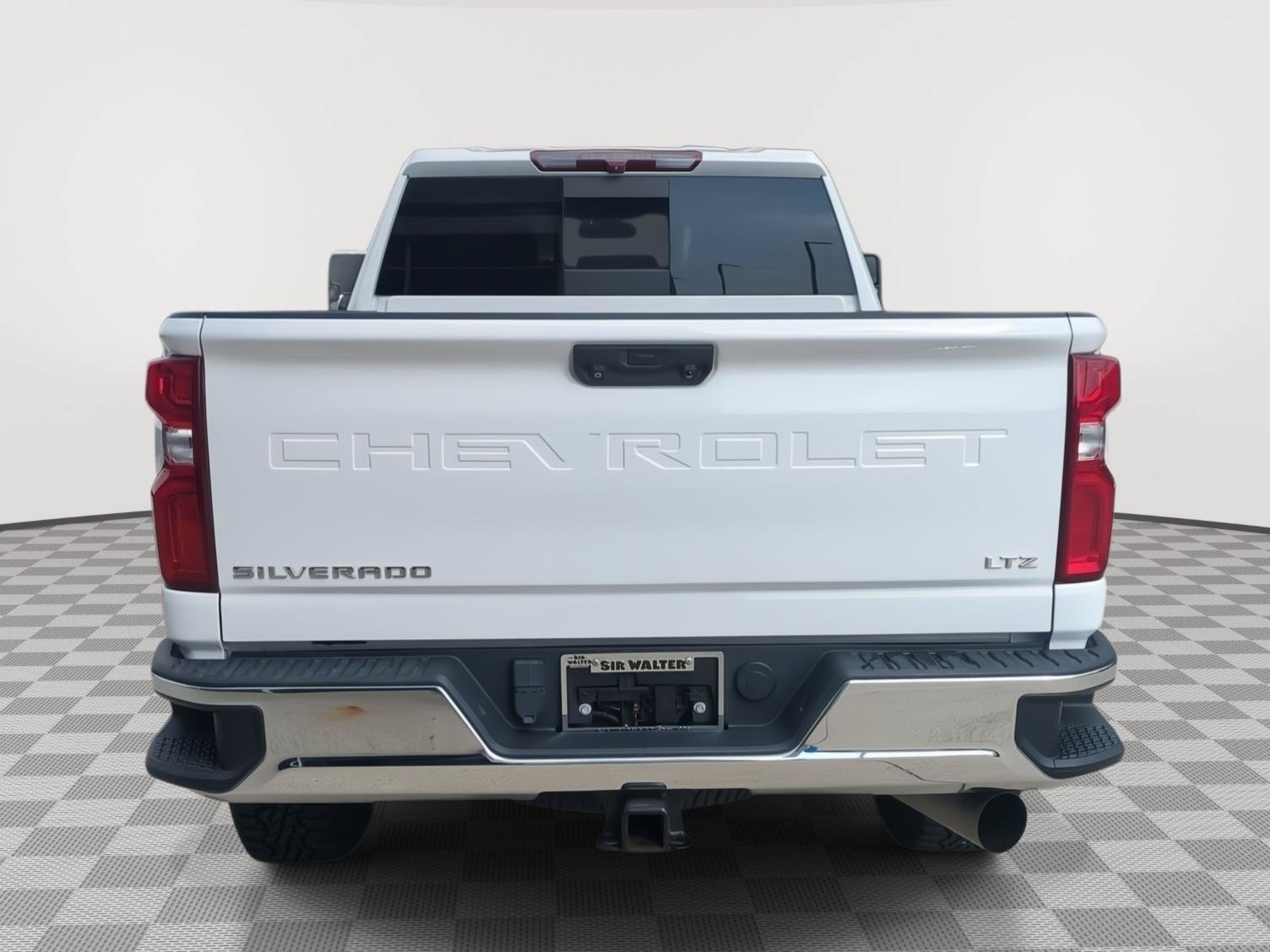 Used 2022 Chevrolet Silverado 2500 LTZ AWD/4WD image 4