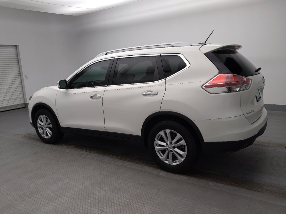 Used 2014 Nissan Rogue SV image 3
