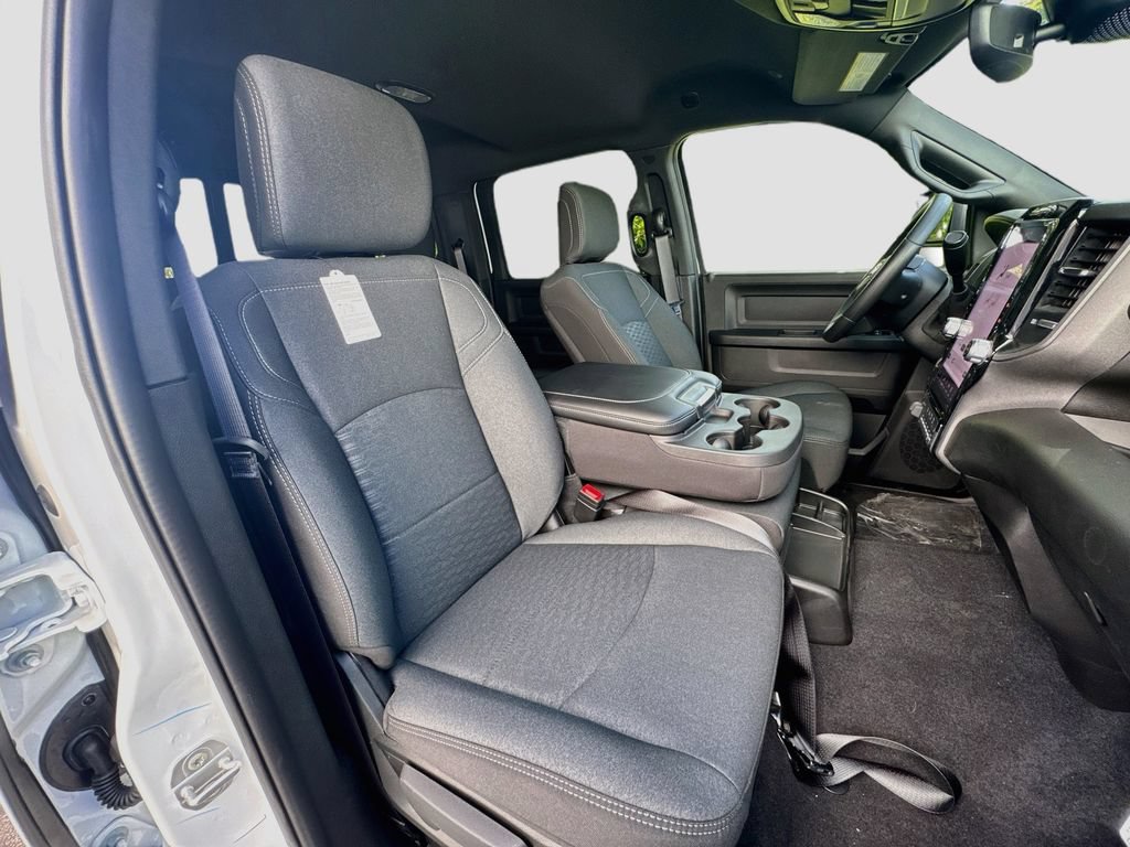 New 2026 RAM 3500 Tradesman AWD/4WD image 30