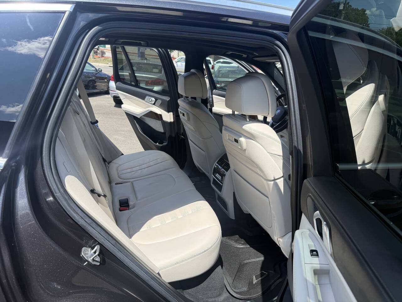 Used 2019 BMW X5 xDrive40i AWD/4WD image 18