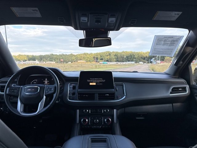 Used 2024 GMC Yukon SLT image 16
