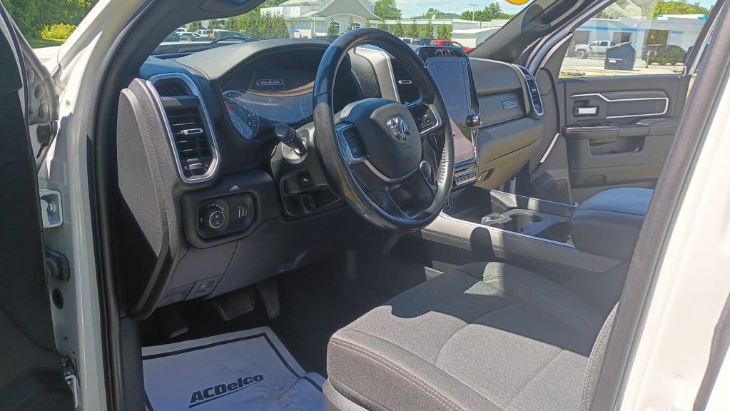 Used 2021 RAM 2500 Big Horn w/ Level B Equipment Group AWD/4WD image 11