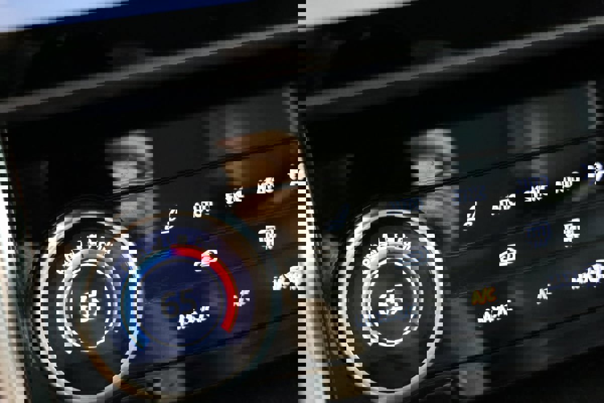 Used 2022 Land Rover Range Rover Long Wheelbase First Edition image 33