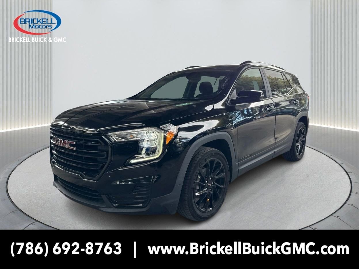 Used 2023 GMC Terrain SLE w/ Elevation Edition image 1