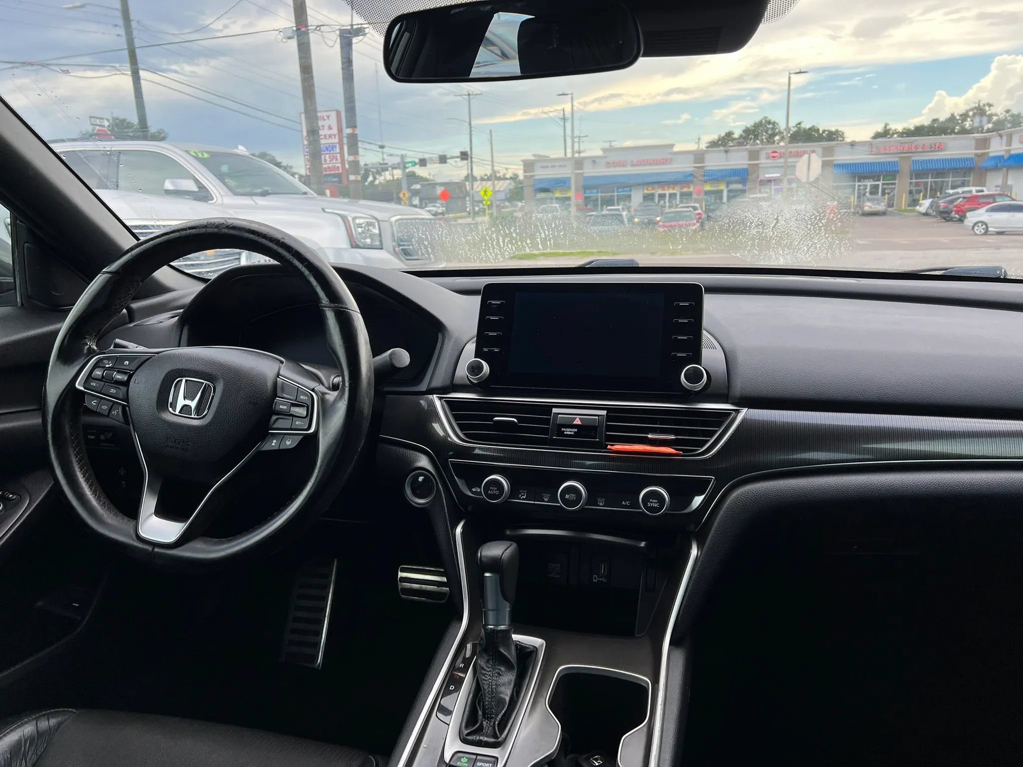 Used 2018 Honda Accord Sport image 10