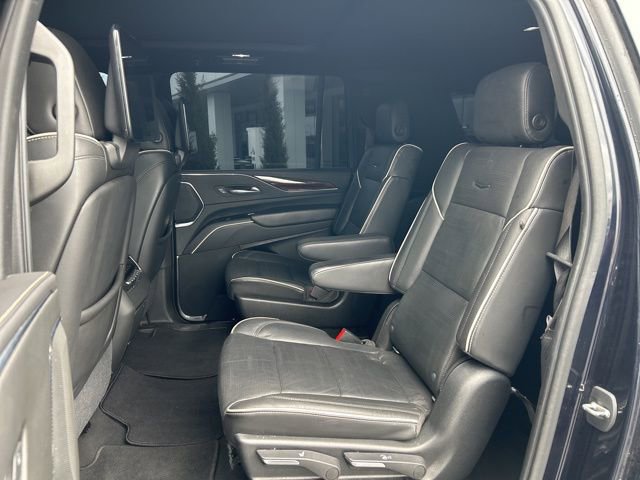 Used 2021 Cadillac Escalade ESV Premium Luxury w/ Driver Assist Tech Package AWD/4WD image 25
