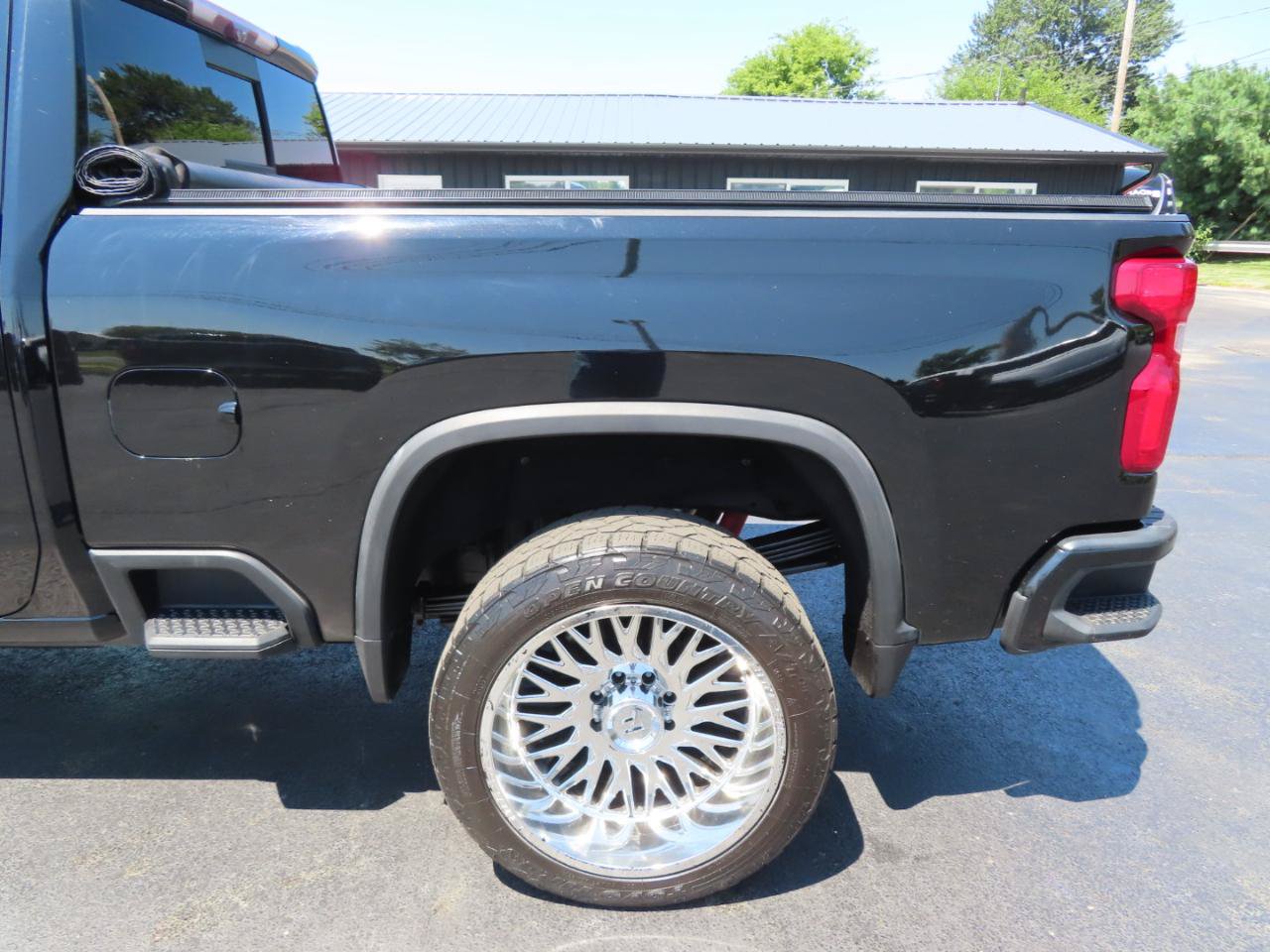 Used 2020 Chevrolet Silverado 2500 High Country w/ Z71 Off-Road Package AWD/4WD image 16