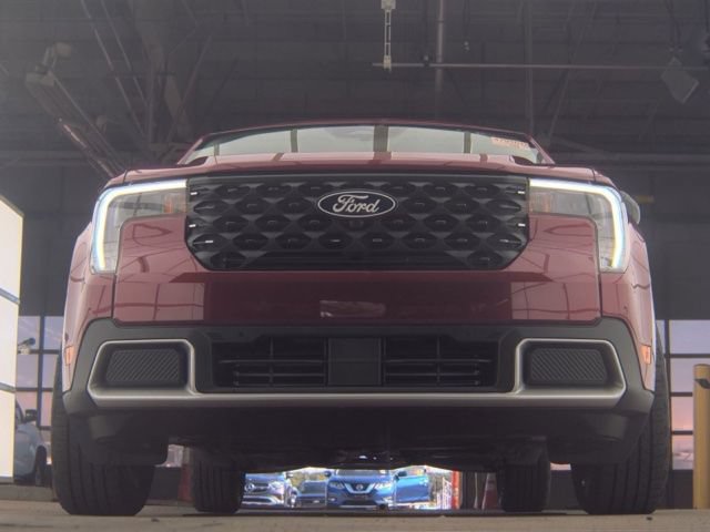 Used 2026 Ford Maverick Lariat w/ 4K Tow Package AWD/4WD image 4