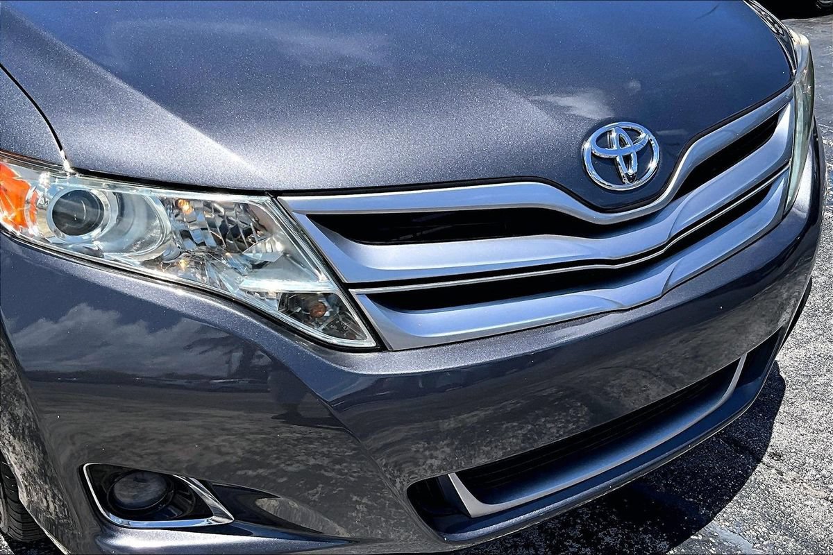Used 2013 Toyota Venza LE FWD image 34