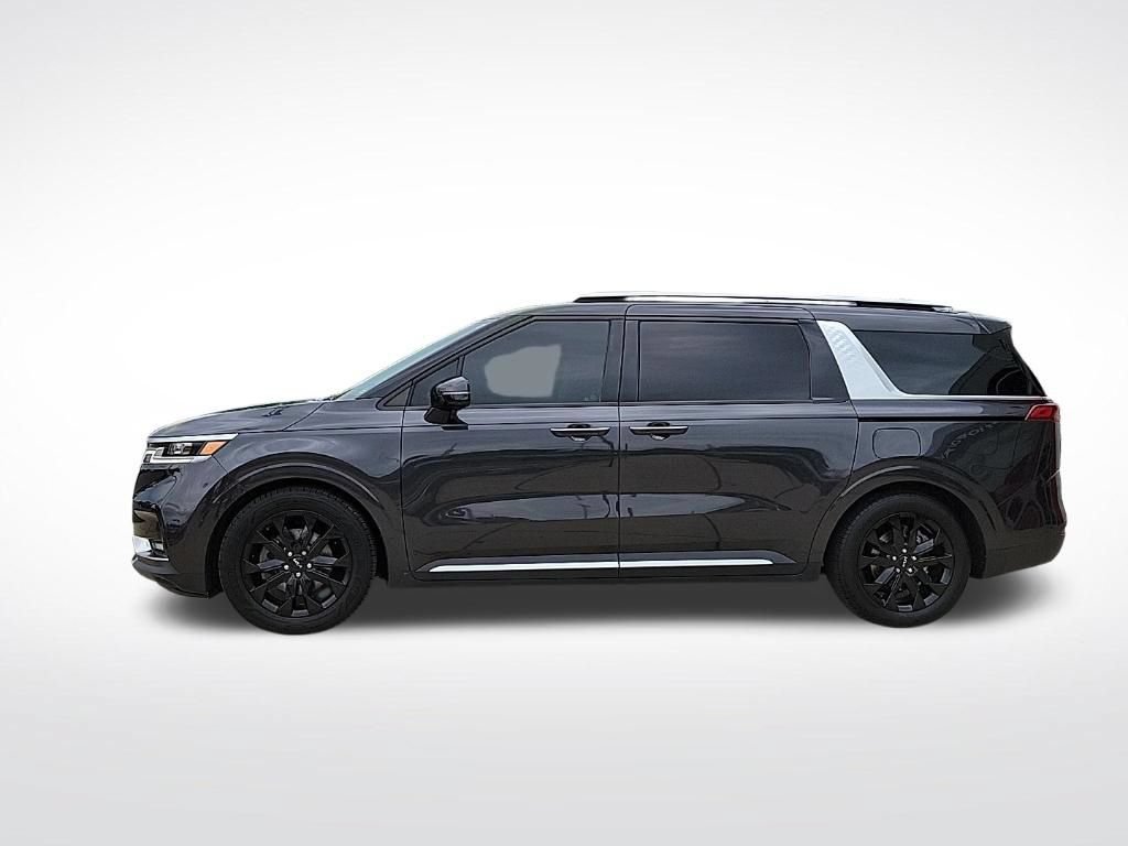 Used 2022 Kia Carnival SX Prestige FWD image 2