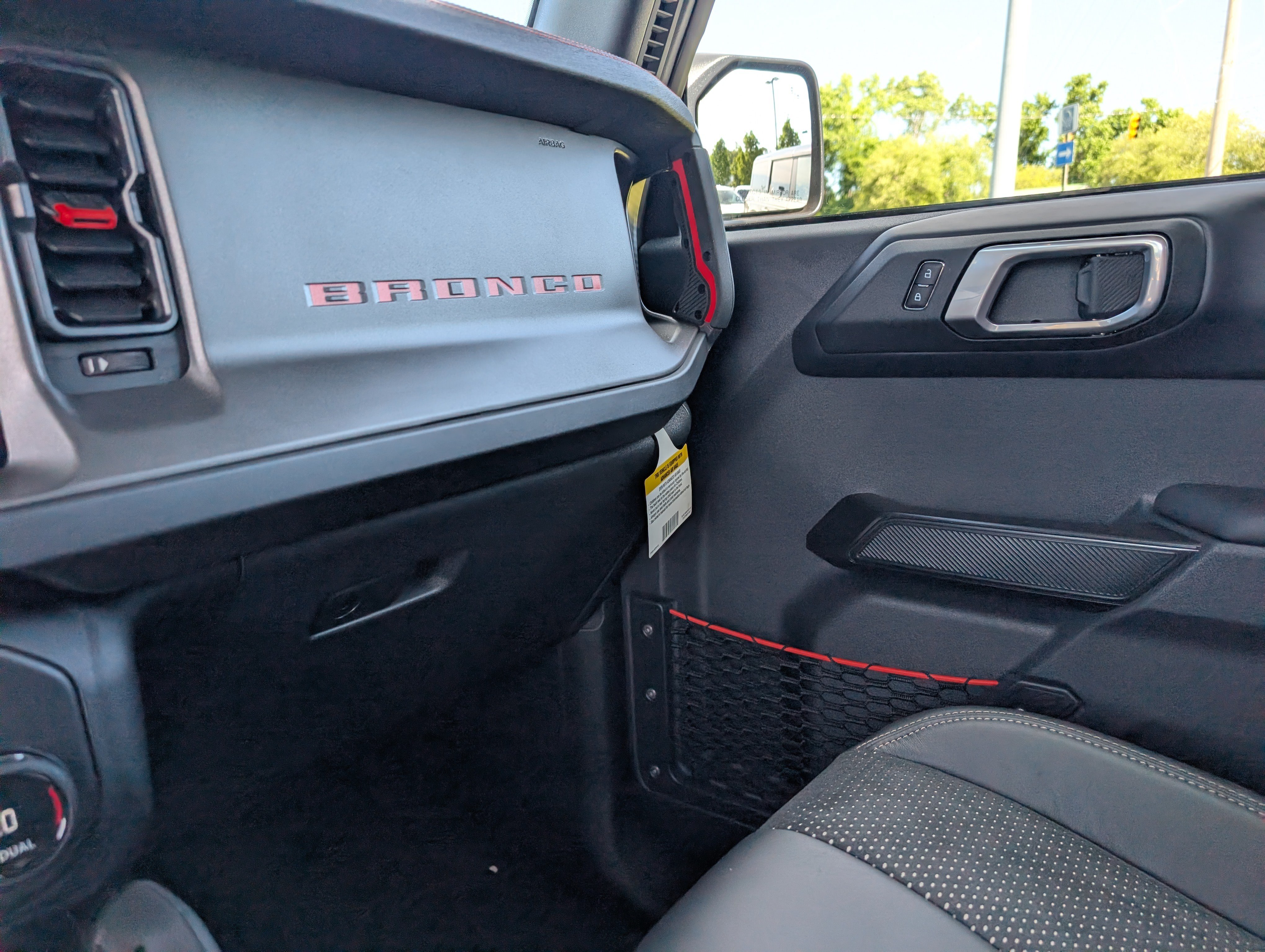 New 2026 Ford Bronco Raptor w/ Interior Carbon Fiber Pack AWD/4WD image 29