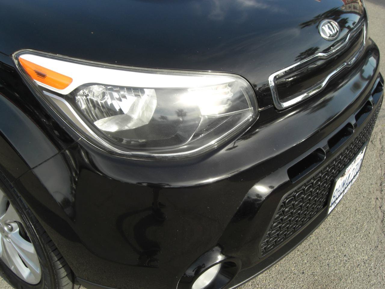 Used 2016 Kia Soul + w/ Primo Package FWD image 20