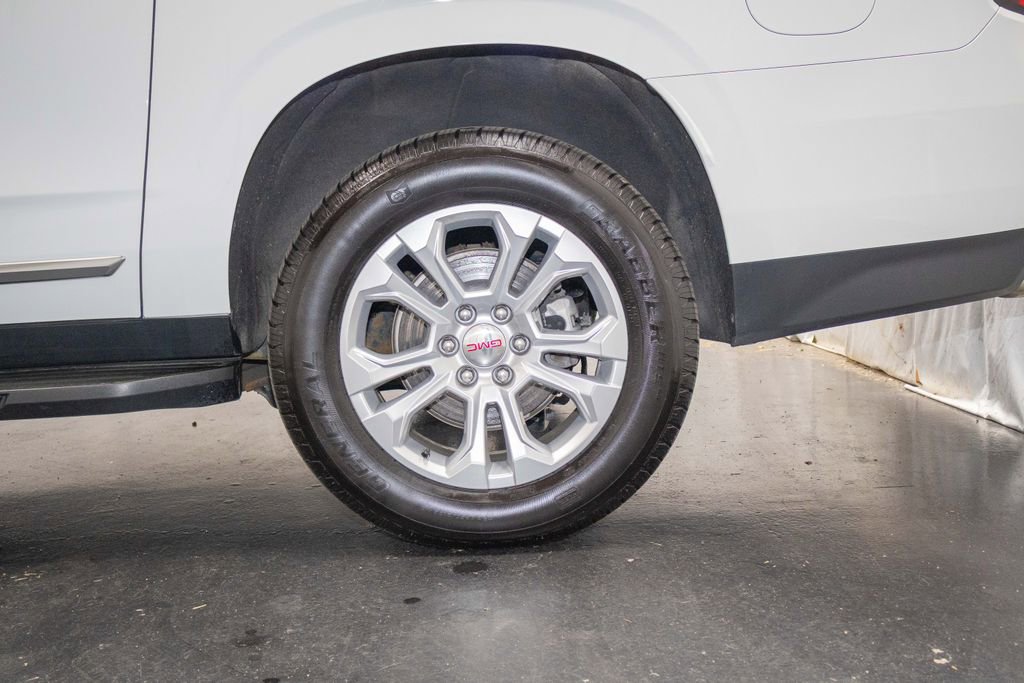 Certified 2024 GMC Yukon XL Denali image 9