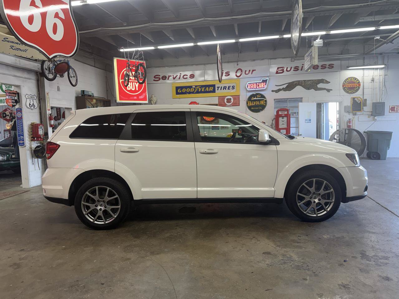 Used 2019 Dodge Journey GT AWD/4WD image 6