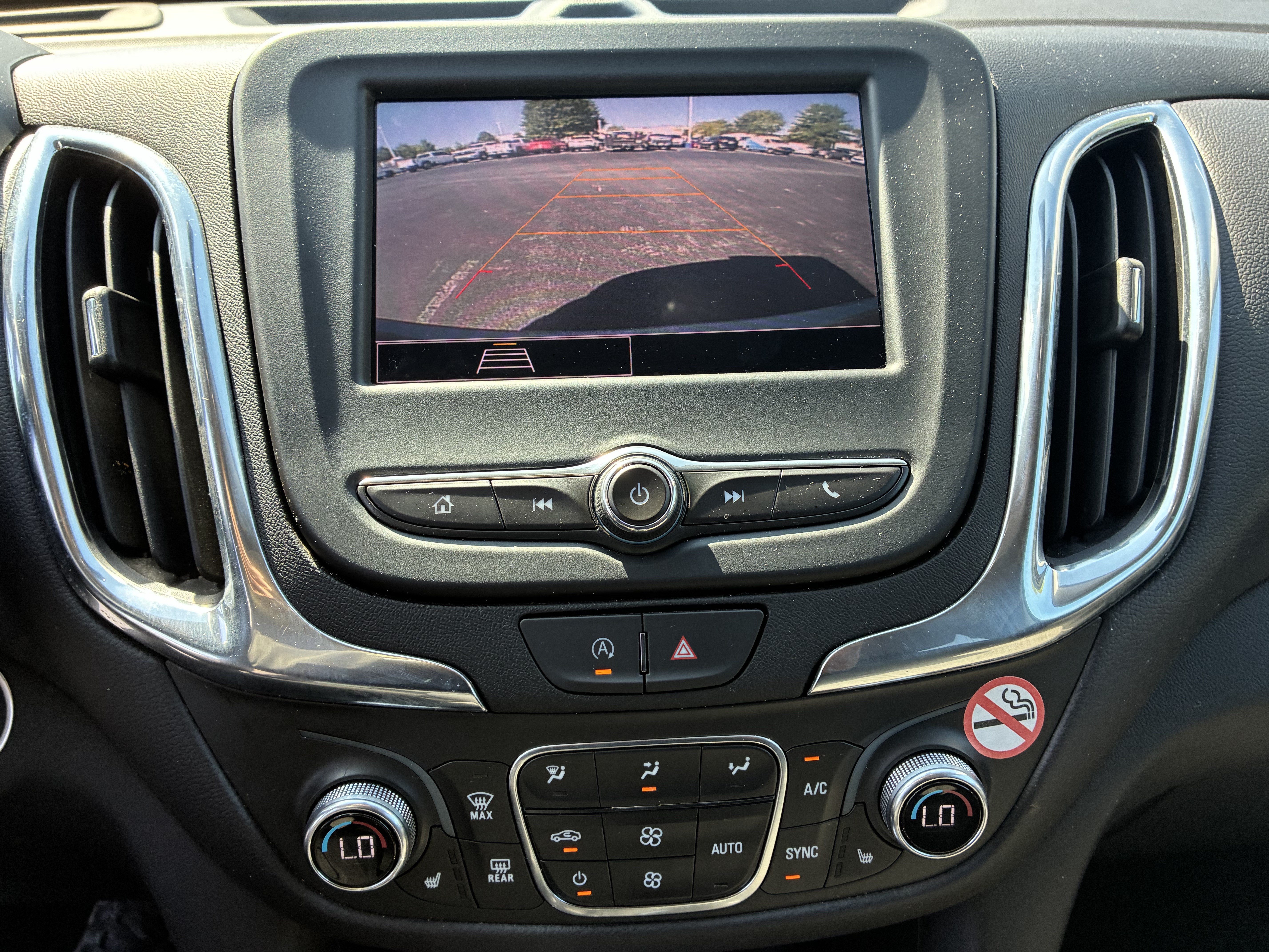 Used 2024 Chevrolet Equinox LT FWD image 33