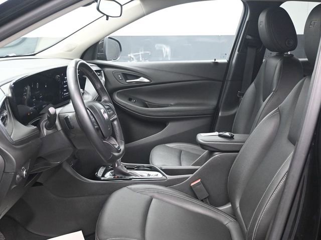 Used 2024 Buick Encore GX Sport Touring AWD/4WD image 6