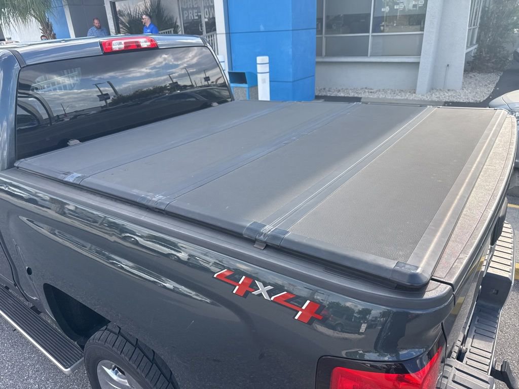 Used 2018 Chevrolet Silverado 1500 LT w/ LT Eassist Package AWD/4WD image 9