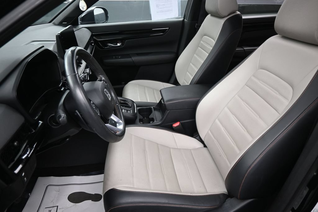 Used 2025 Honda CR-V Sport Touring image 25