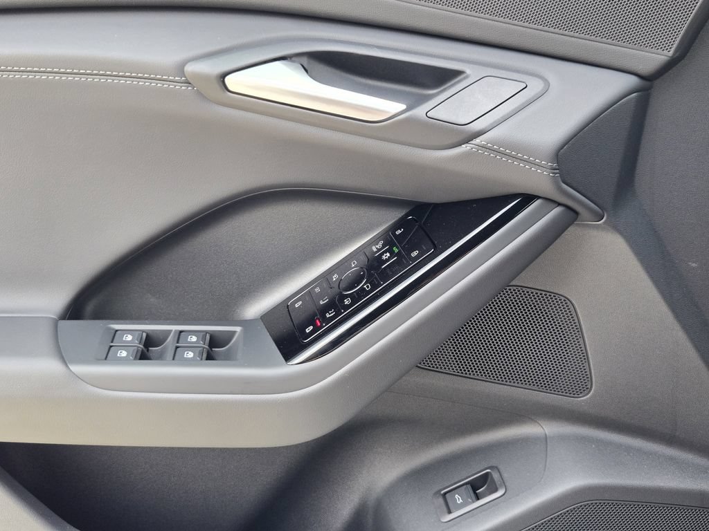 New 2027 Audi Q6 e-tron Premium Plus AWD/4WD image 30