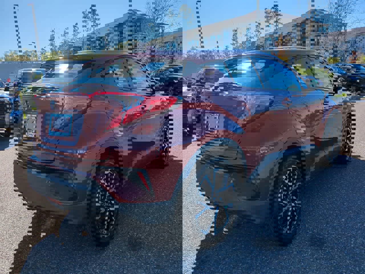 Certified 2018 Toyota C-HR XLE image 6