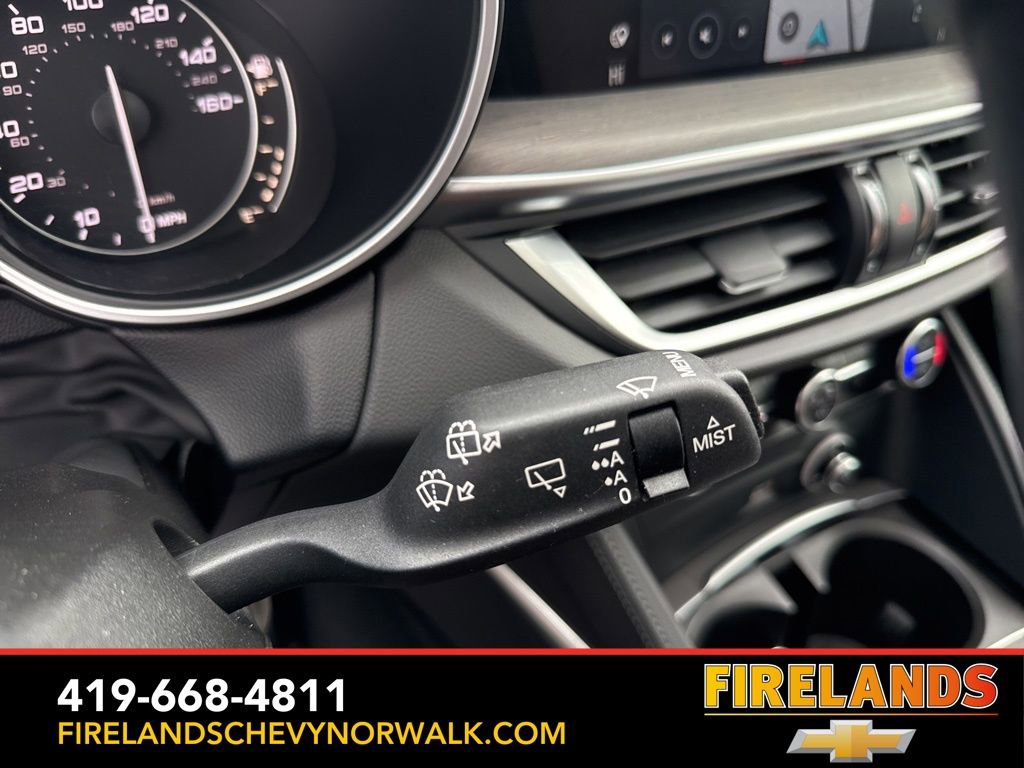 Used 2022 Alfa Romeo Stelvio Ti image 8