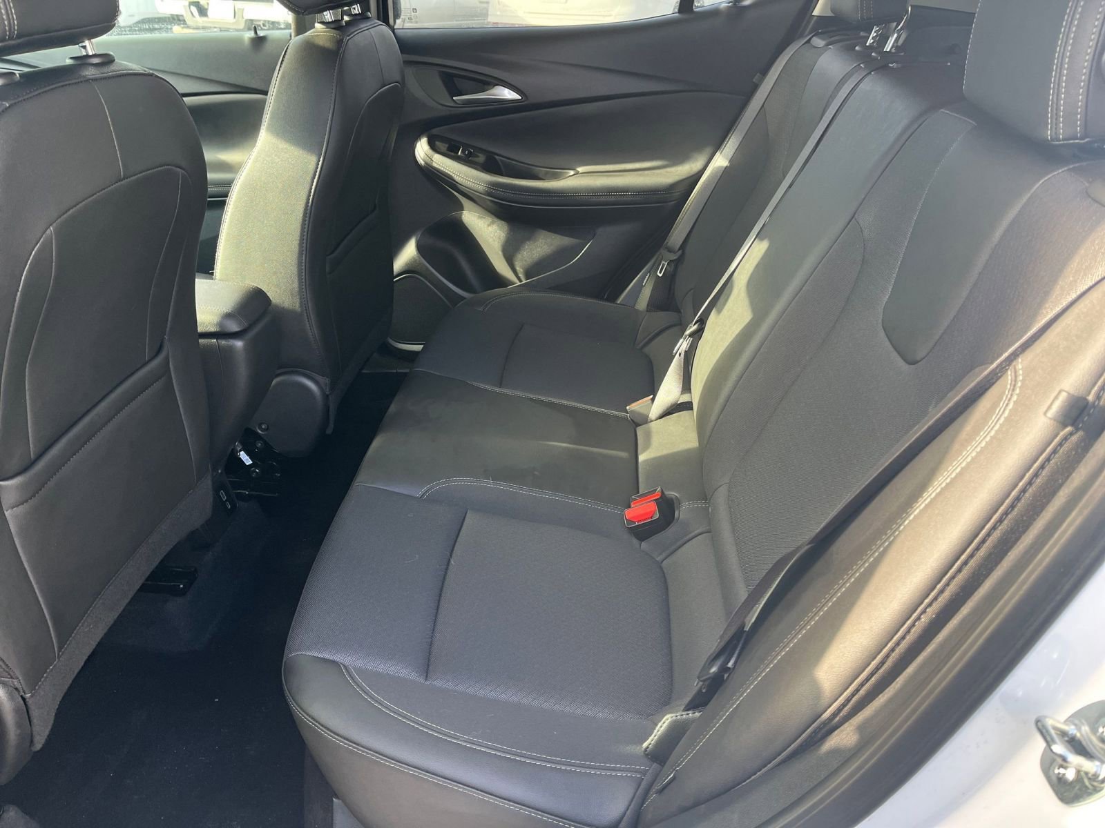 Used 2025 Buick Encore GX Preferred image 22