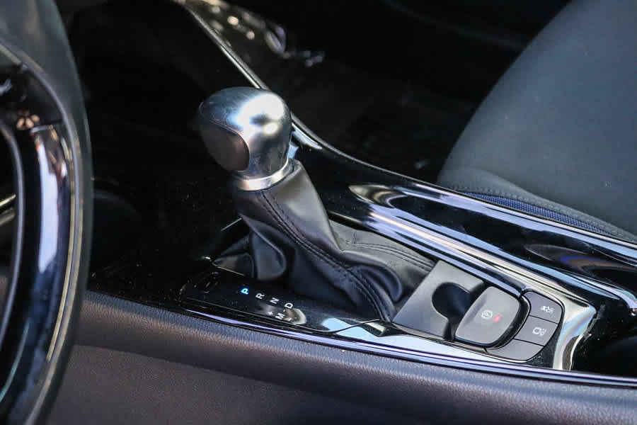Used 2021 Toyota C-HR XLE FWD image 19