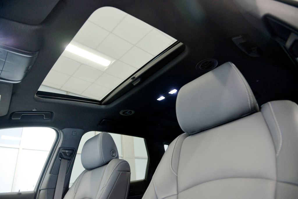 Used 2024 Buick Enclave Essence w/ Experience Buick Package image 27