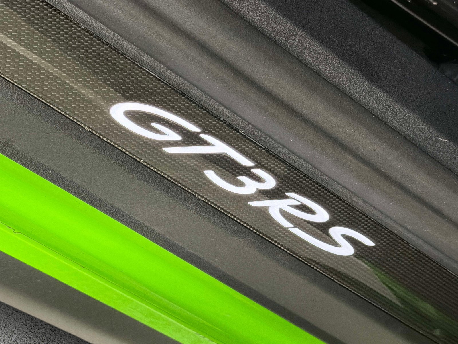 Used 2019 Porsche 911 GT3 RS RWD image 27
