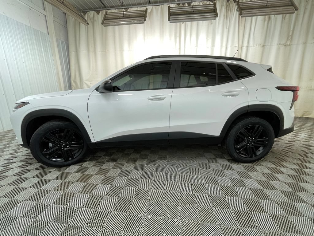 Certified 2024 Chevrolet Trax ACTIV w/ Sunroof Package FWD image 15