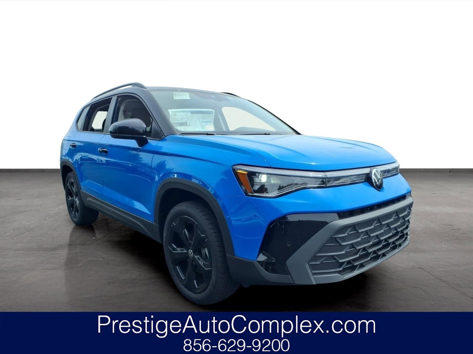 New 2026 Volkswagen Taos SE AWD/4WD image 1