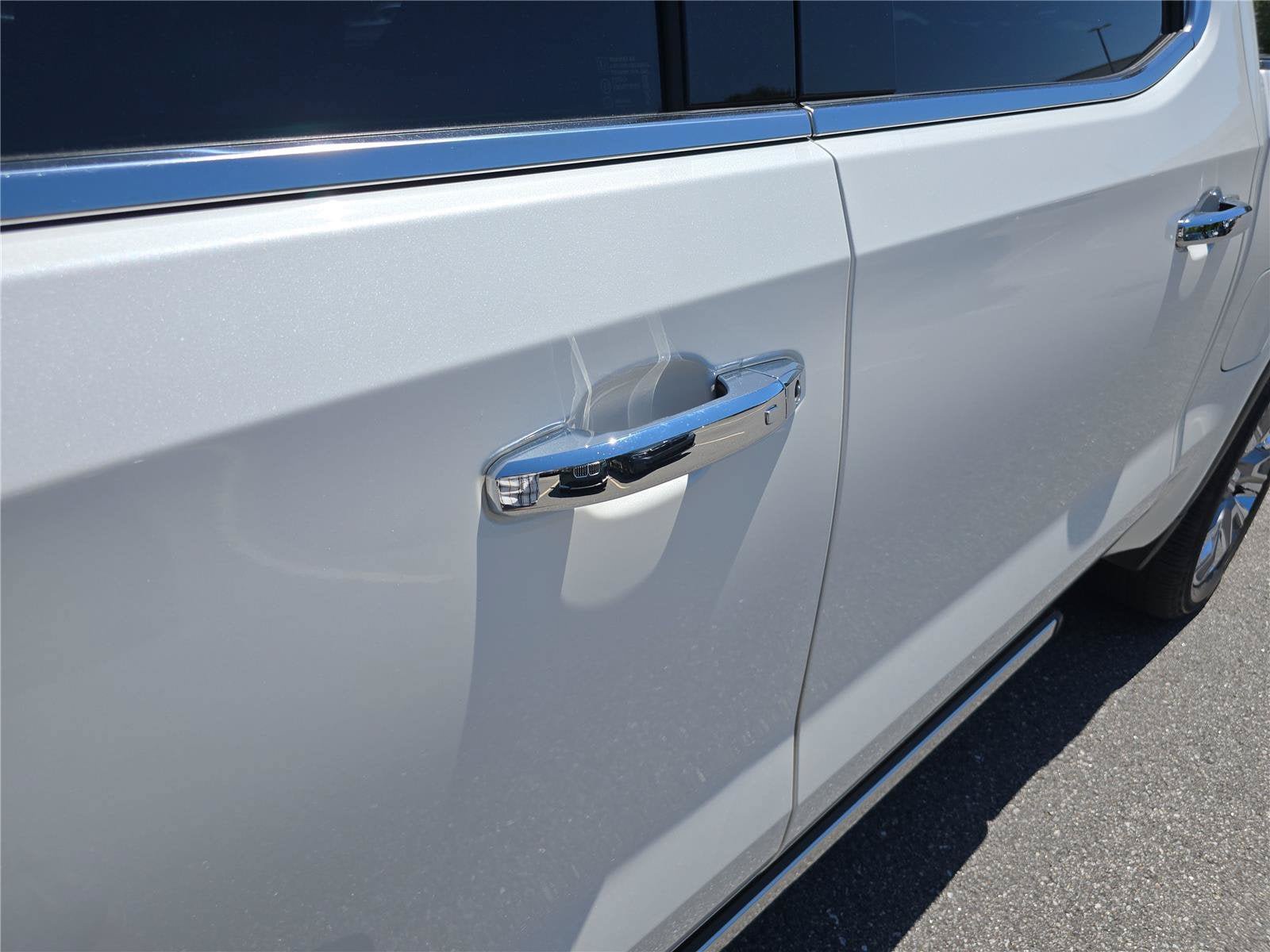 Used 2024 GMC Sierra 1500 Denali AWD/4WD image 12