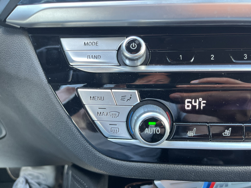 Used 2020 BMW X4 M40i w/ Premium Package image 23