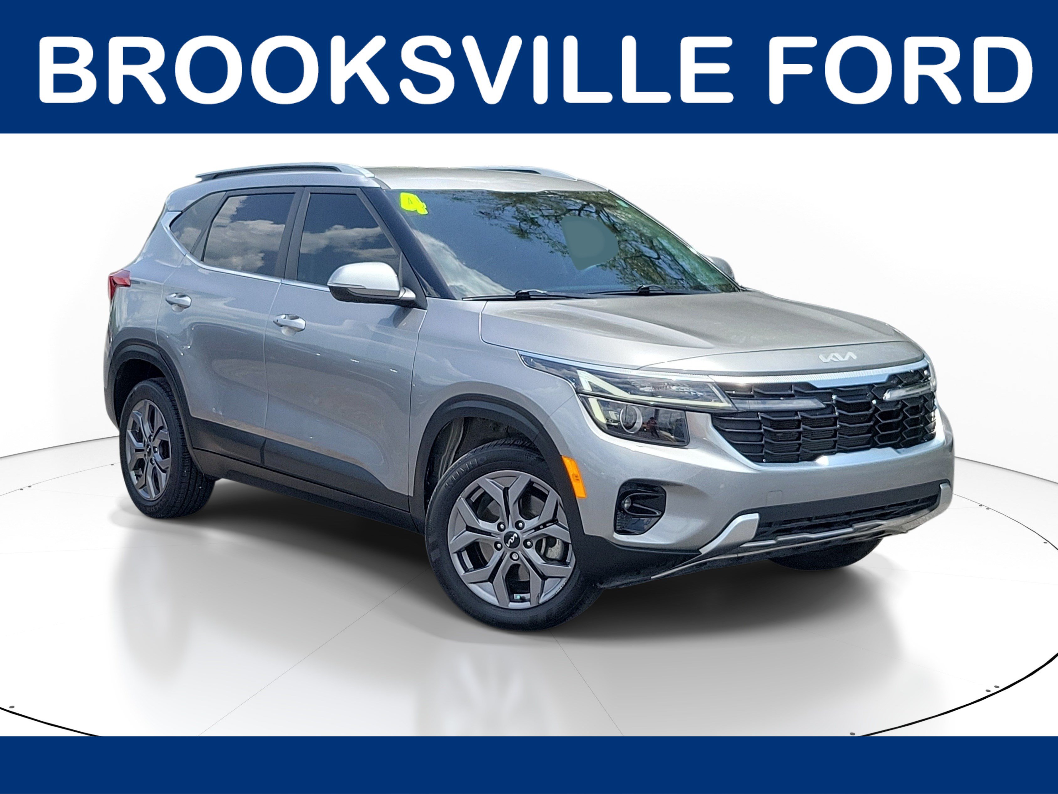 Used 2024 Kia Seltos S AWD/4WD image 1