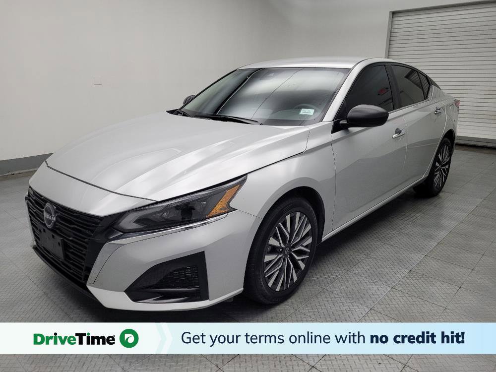 Used 2024 Nissan Altima 2.5 SV image 1