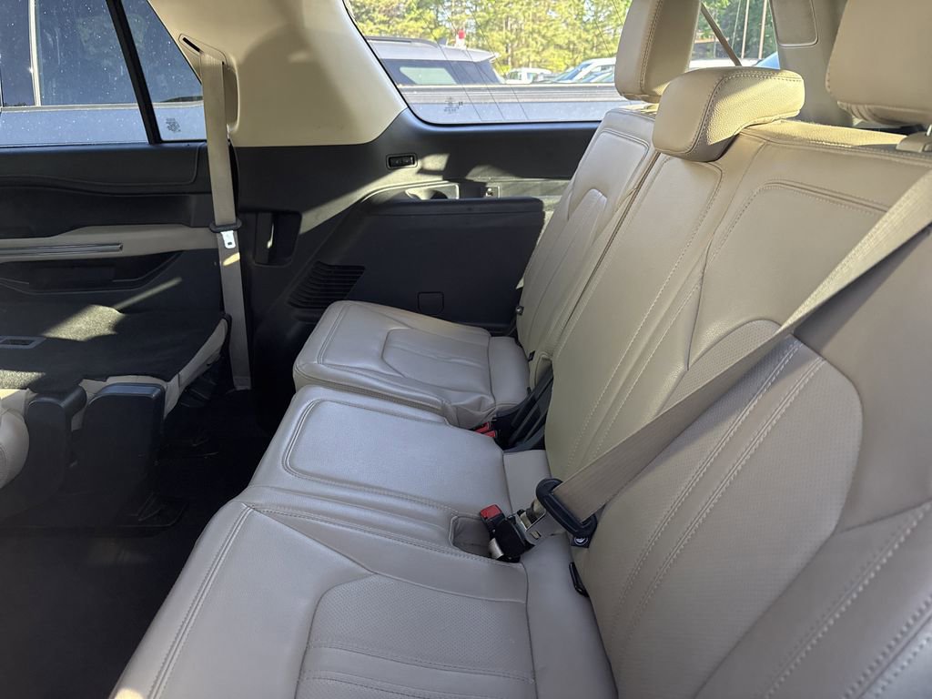 Used 2024 Ford Expedition Max Limited AWD/4WD image 16
