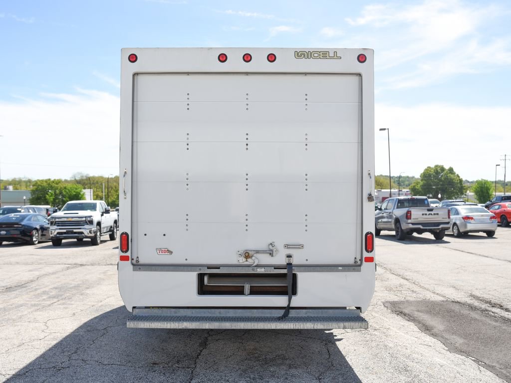 Used 2024 Ford E-450 and Econoline 450 Super Duty w/ Power Windows & Locks Group RWD image 11