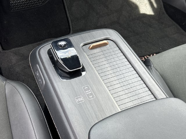 Certified 2024 Nissan Ariya AWD image 20