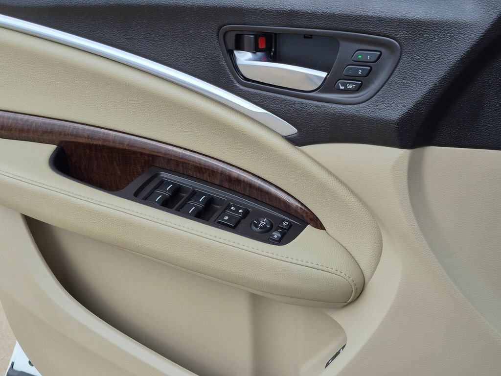 Used 2018 Acura MDX w/ Technology Package FWD image 15
