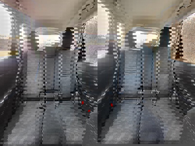 Used 2016 Nissan Rogue S image 15