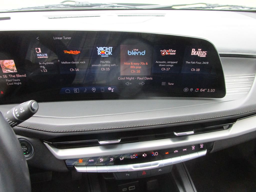 Used 2024 Cadillac XT4 Premium Luxury AWD/4WD image 35